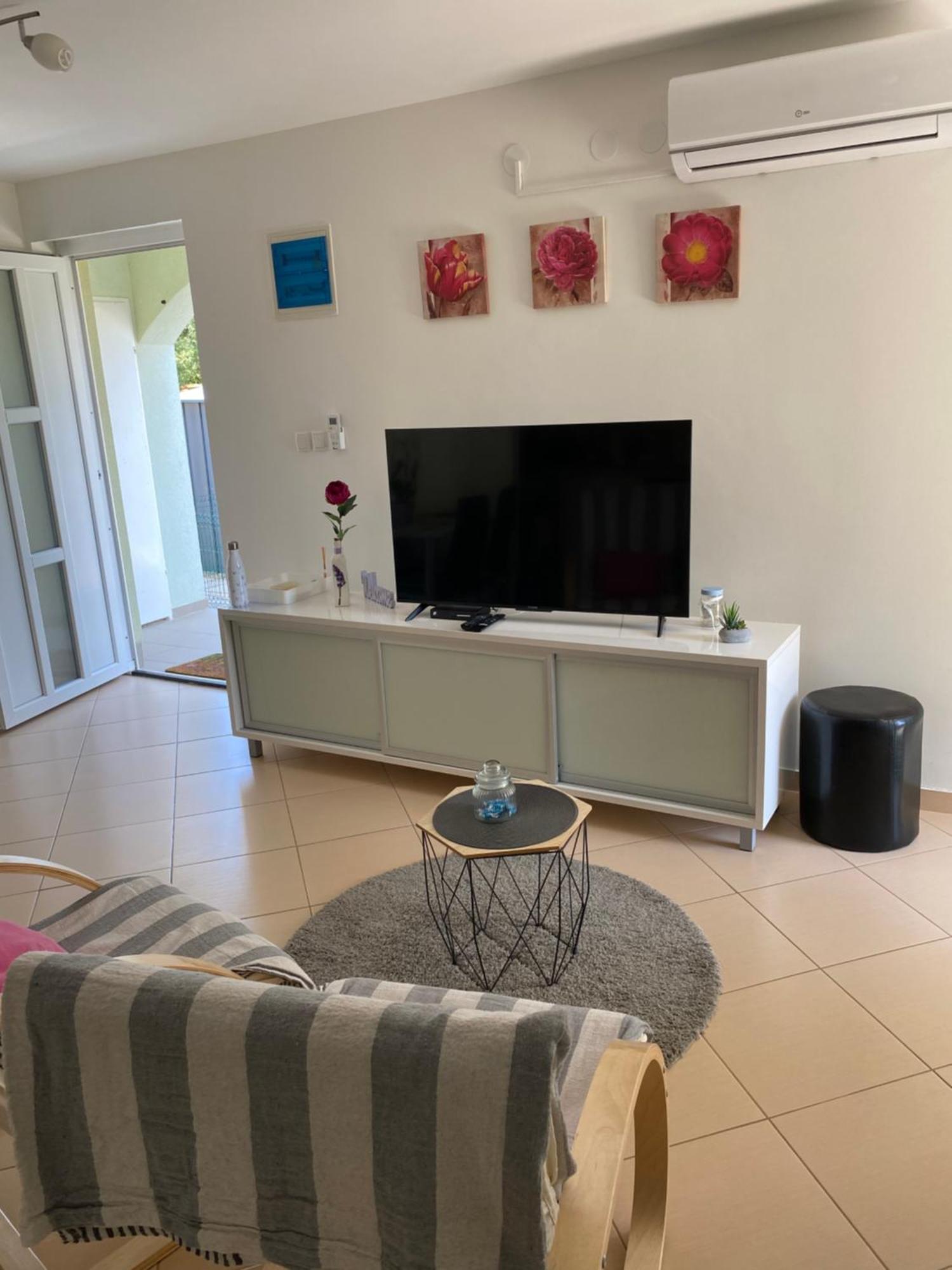 Apartman Igor ชิซิชี ภายนอก รูปภาพ
